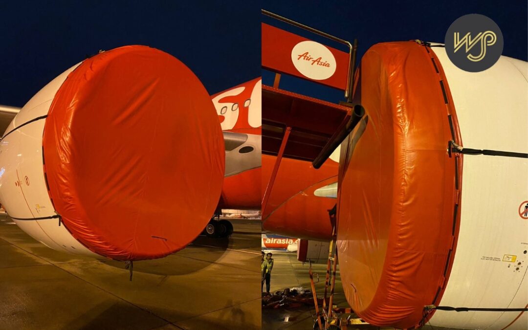 Engine cover aircraft